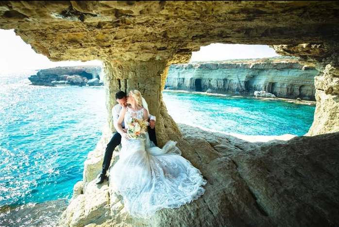 Book your wedding day in Ayii Anargyroi - Blue Lagoon Venue 